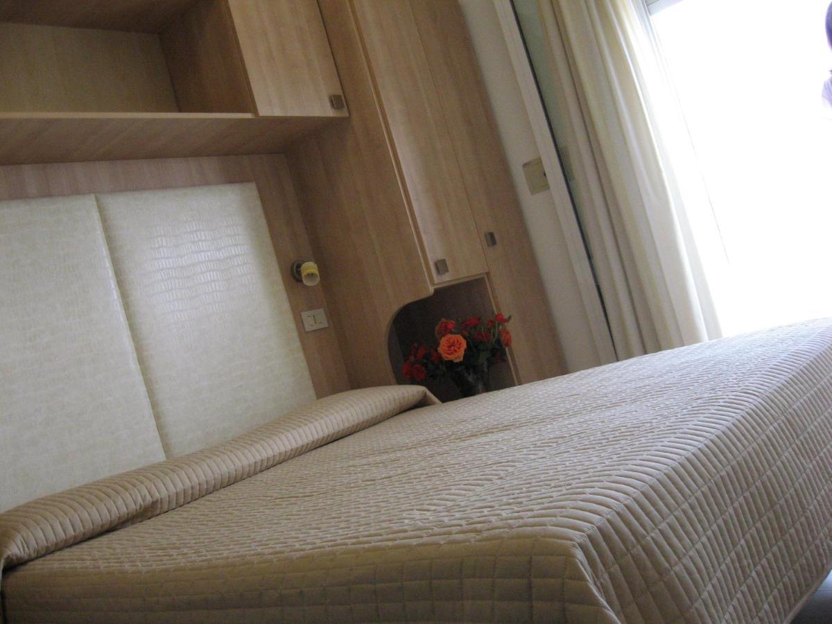 Hotel Rosati Rimini Eksteriør bilde